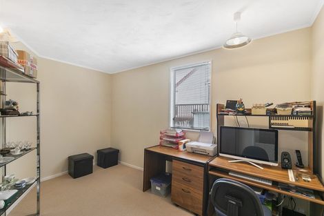 Photo of property in 29 Athena Drive, Totara Vale, Auckland, 0629