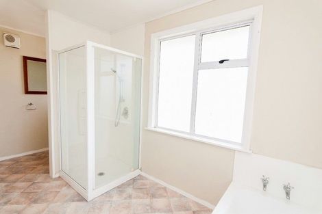 Photo of property in 3 Toi Street, Tawhero, Whanganui, 4501