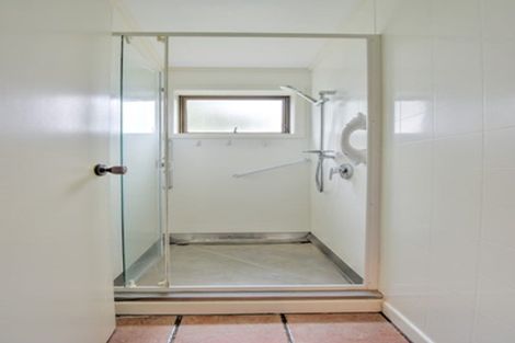 Photo of property in 9 Kerwood Place, Gore, 9710