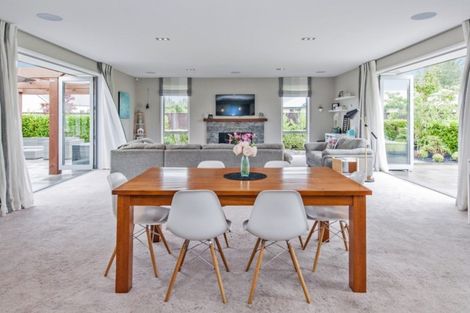 Photo of property in 5 Rotherham Drive, West Melton, 7618