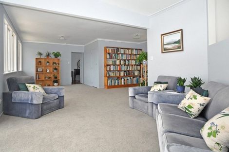 Photo of property in 271 Ararimu Valley Road, Helensville, Waimauku, 0882