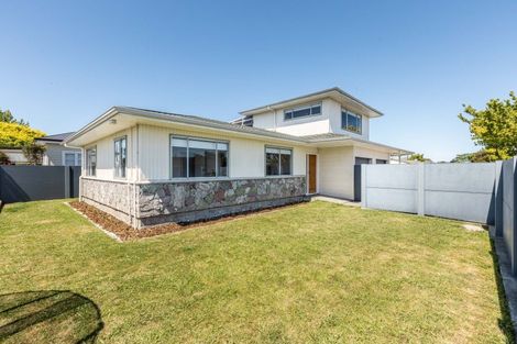 Photo of property in 33 Avenue Road, Greenmeadows, Napier, 4112