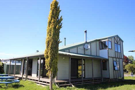 Photo of property in 29 Kaha Street, Rangataua, Ohakune, 4691