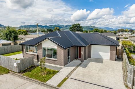 Photo of property in 14 Poulson Grove, Trentham, Upper Hutt, 5018