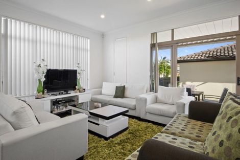 Photo of property in 137 Baverstock Road, Flat Bush, Auckland, 2016