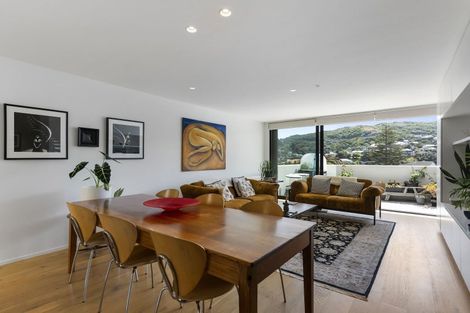 Photo of property in 81 Melbourne Road, Island Bay, Wellington, 6023