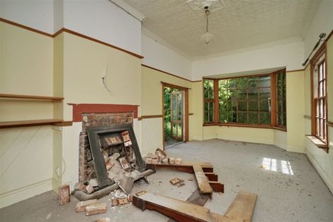 Photo of property in 16 Cunningham Terrace, Lyttelton, 8082