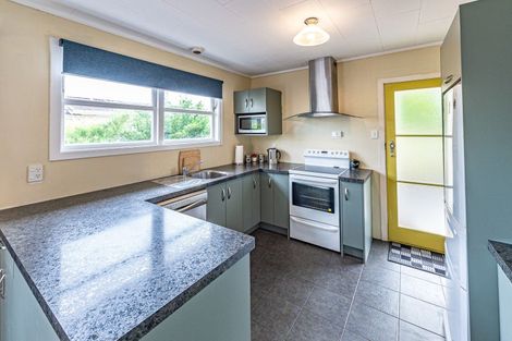 Photo of property in 6 Patete Place, Tawhero, Whanganui, 4501