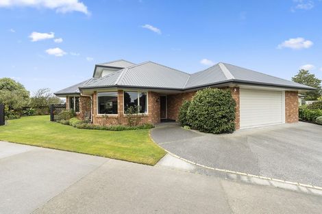 Photo of property in 34 Caroline Crescent, Highbury, Palmerston North, 4412