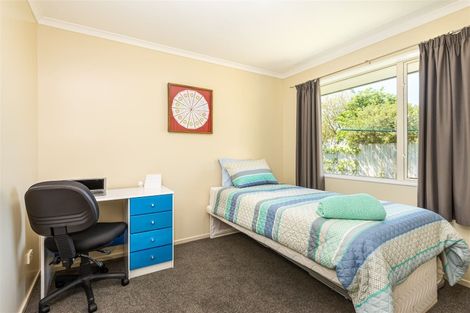 Photo of property in 7 Riverwood Boulevard, Redwood, Christchurch, 8051