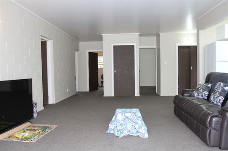 Photo of property in 1/41 Koromiko Street, New Lynn, Auckland, 0600
