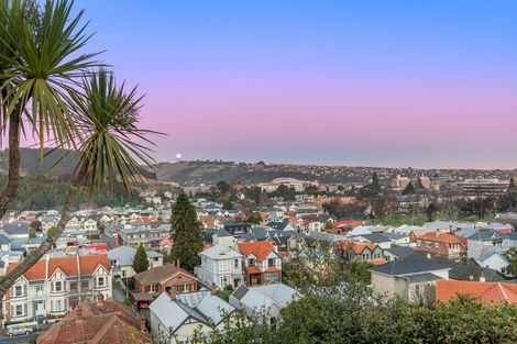 Photo of property in 129 Queen Street, North Dunedin, Dunedin, 9016