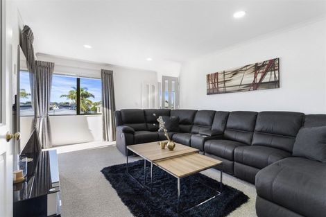 Photo of property in 338 Waterways Parade, Pauanui, Hikuai, 3579