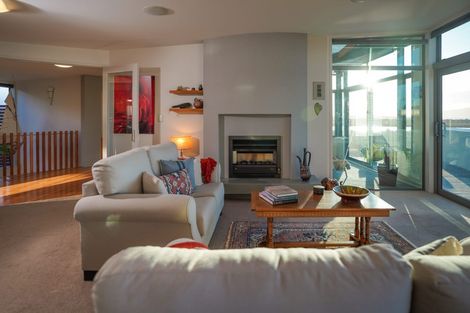 Photo of property in 116 Queens Road, Waikanae Beach, Waikanae, 5036