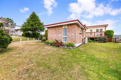 Photo of property in 8 Alleyne Court, Brown Owl, Upper Hutt, 5018