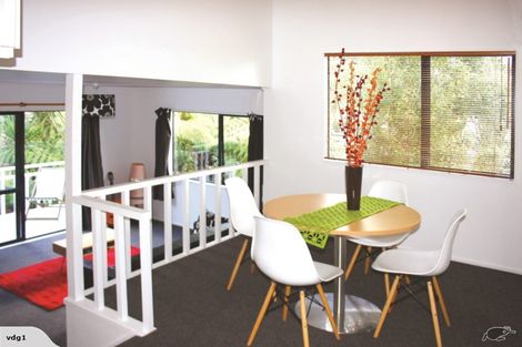 Photo of property in 6/24 Beswick Place, Birkdale, Auckland, 0626