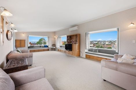 Photo of property in 34 Bucklands Beach Road, Bucklands Beach, Auckland, 2012