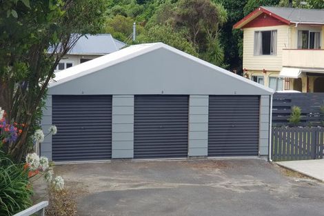 Photo of property in 1/80 Airlie Road, Plimmerton, Porirua, 5026