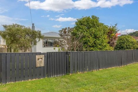 Photo of property in 28 Norfolk Street, Wainuiomata, Lower Hutt, 5014