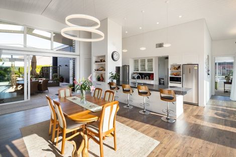 Photo of property in 1 Baxter Michael Crescent, Cambridge, 3434