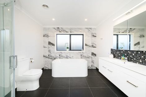 Photo of property in 5 Monarch Drive, Ashhurst, 4810