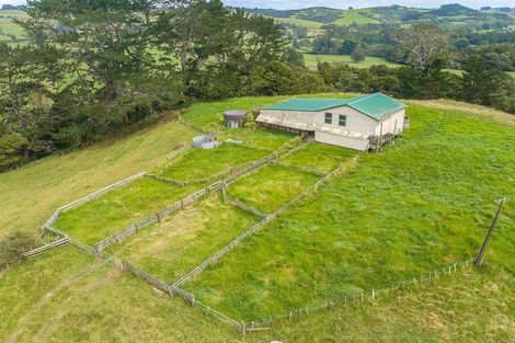 Photo of property in 88 Rapson Road, Kaukapakapa, 0871