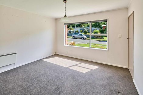 Photo of property in 17 Rembrandt Avenue, Tawa, Wellington, 5028