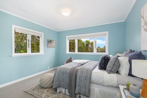 Photo of property in 82 Cluny Road, Plimmerton, Porirua, 5026