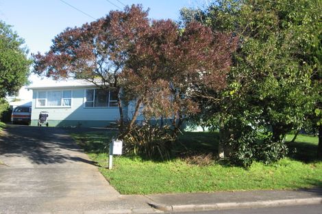 Photo of property in 2 Rondorlyn Place, Manurewa, Auckland, 2102