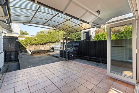 Photo of property in 28 Ranfurly Road, Feilding, 4702