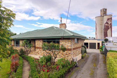 Photo of property in 2 Mill Road, Waimate, 7924