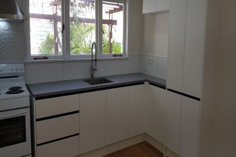 Photo of property in 24 Alexander Avenue, Torbay, Auckland, 0630