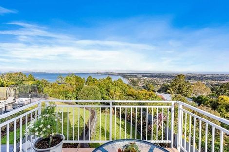 Photo of property in 8 Hillcrest Road, Hatfields Beach, Orewa, 0931