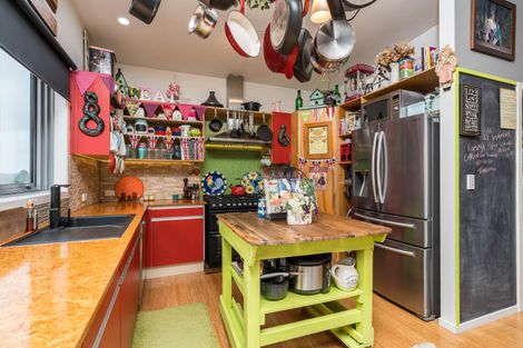 Photo of property in 11 Takahe Place, Mangawhai, 0505