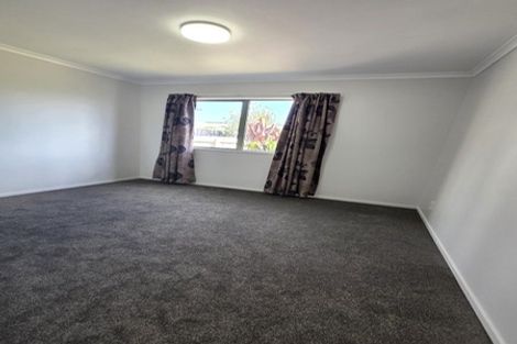 Photo of property in 21 Tranent Road, Mangere, Auckland, 2022