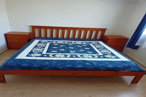 Photo of property in 36 Sturm Avenue, Massey, Auckland, 0614