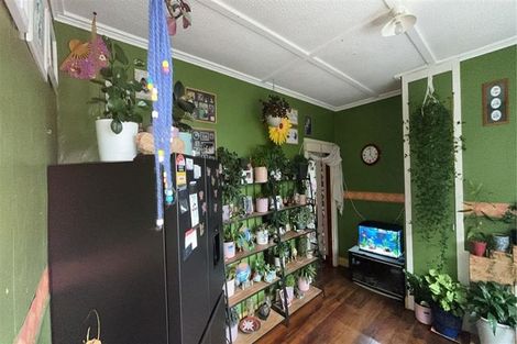 Photo of property in 113 Mangorei Road, Merrilands, New Plymouth, 4312