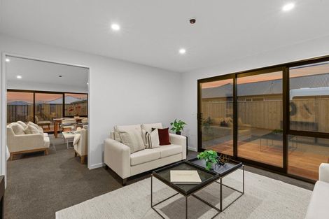 Photo of property in 1 Weld Lane, Amberley, 7410