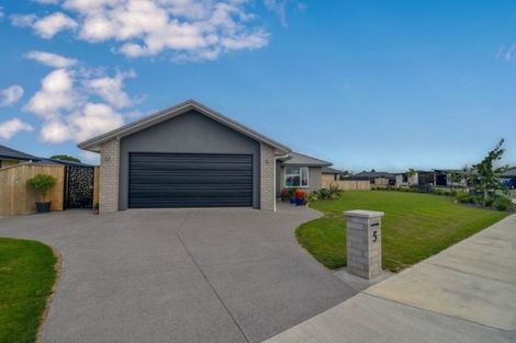 Photo of property in 5 Stoneleigh Drive, Solway, Masterton, 5810