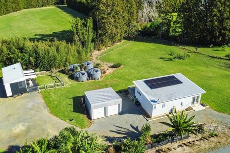 Photo of property in 76 Riddell Road, Kerikeri, 0230