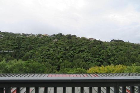 Photo of property in 3 Harbour View Road, Harbour View, Lower Hutt, 5010