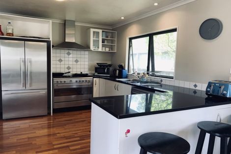 Photo of property in 26 Pitoitoi Avenue, Greenhithe, Auckland, 0632