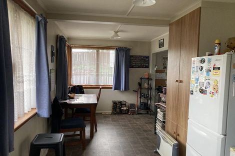 Photo of property in 3 Clifton Terrace, West End, Timaru, 7910