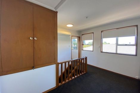 Photo of property in 32 Jennifer Street, Bryndwr, Christchurch, 8053