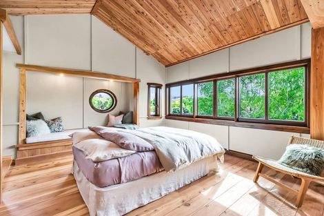 Photo of property in 302 Whitecliffs Road, Whitecliffs, Coalgate, 7673