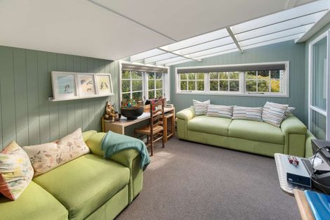 Photo of property in 119 Weraroa Road, Waverley, 4510