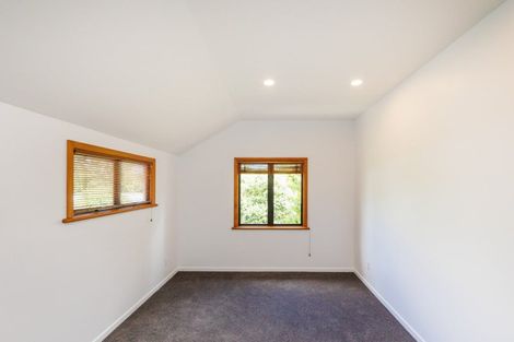 Photo of property in 17a Lincoln Terrace, Hokowhitu, Palmerston North, 4410