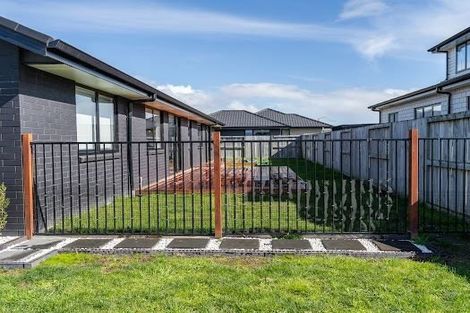 Photo of property in 19 Kimbrae Drive, Rototuna North, Hamilton, 3210