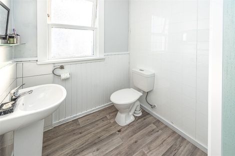 Photo of property in 14 Duigan Street, Gonville, Whanganui, 4501