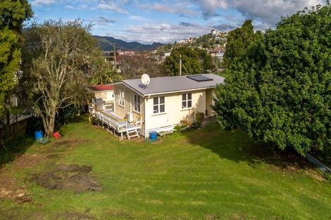 Photo of property in 5 Daphne Road, Tairua, 3508